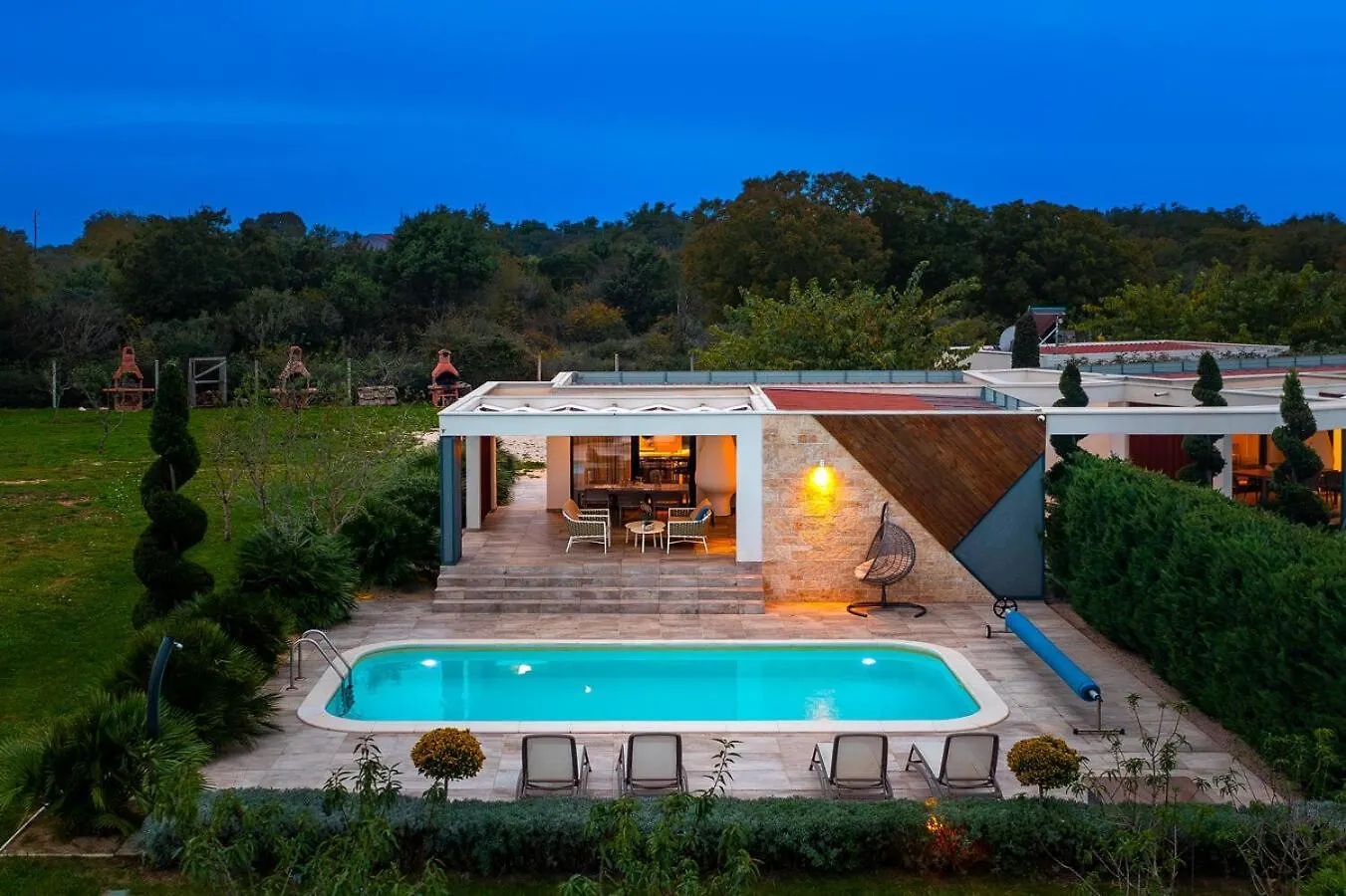 Villa Royal Green Four Nin